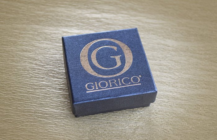 Produktové fotografie - náramky a dárkové krabičky GIORICO pro server VISITKIWI